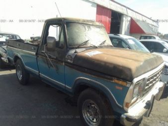 1977 FORD F-250